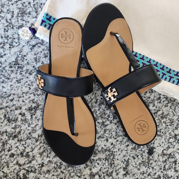 Tory Burch Kira Thong Sandal – Sleek Elegance Meets Summer Ease ☀️🖤 - Picture 1 of 10